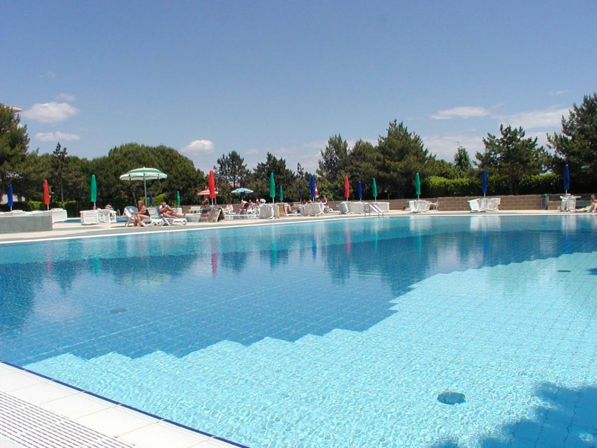 Flats Valbella Apartman Bibione Kültér fotó